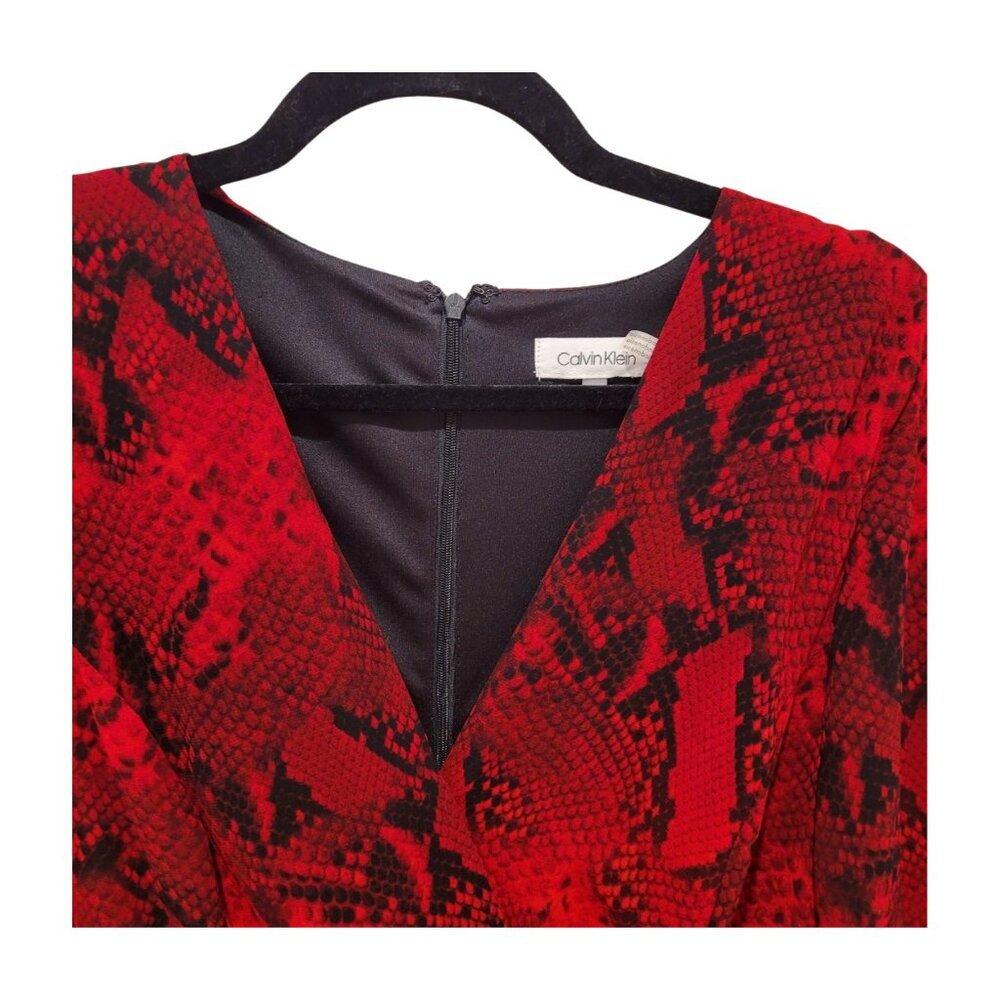 Calvin Klein Womens Dress Size 4 Wrap V neck Midi Red and Black Snake Print - Picture 5 of 10